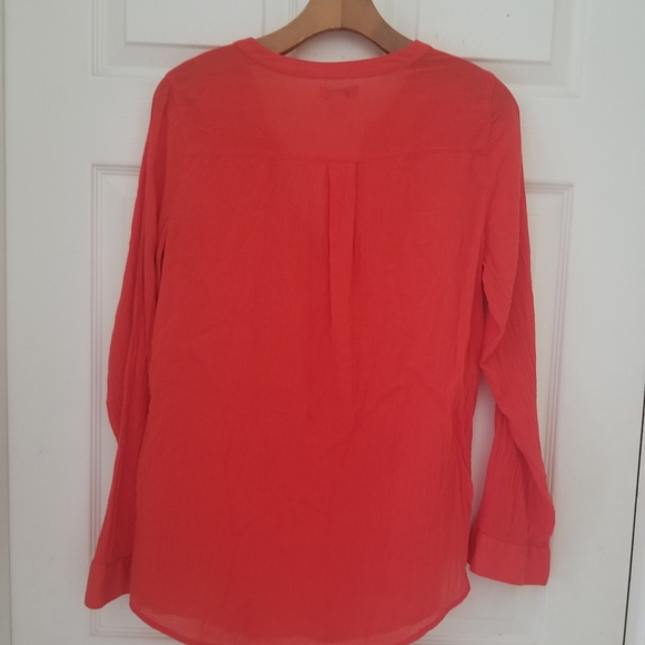 Old Navy top - Picture 5 of 7